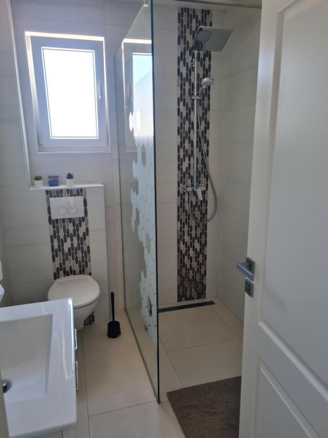 Kaštela Holiday Apartment Marijana מראה חיצוני תמונה