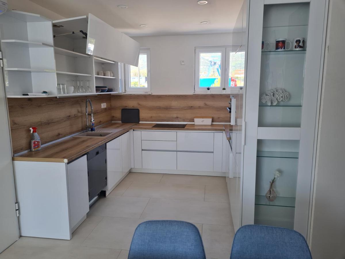 Kaštela Holiday Apartment Marijana מראה חיצוני תמונה